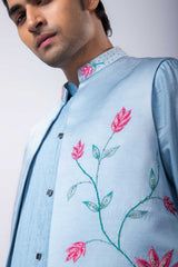 Nayan Nehru and Raahi Kurta Set