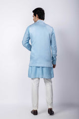 Nayan Nehru and Raahi Kurta Set