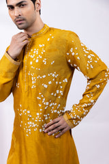MUSTARD GLINT