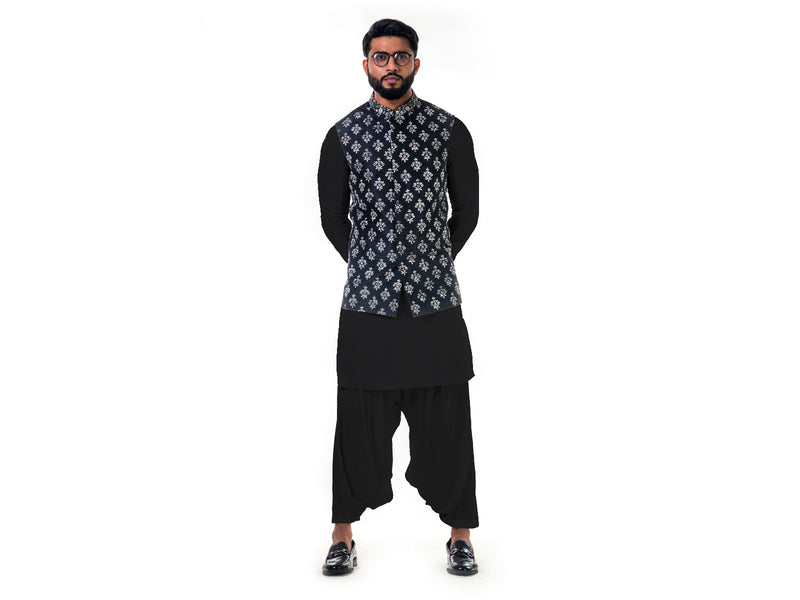 Linen Kurta Set With a Silk Nehru Jacket